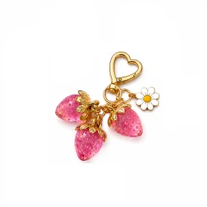 Galería Llavero Dorado + Fresas